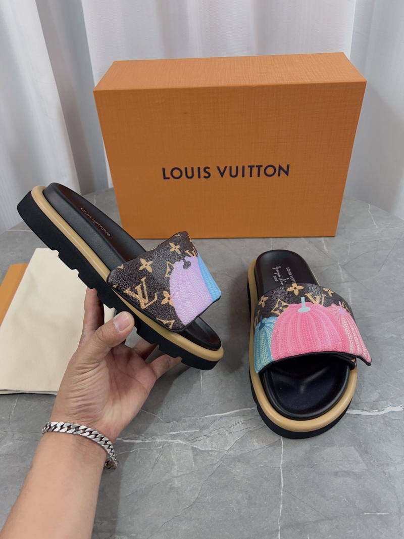 Louis Vuitton Slippers